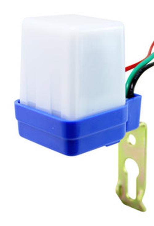 controlador de luz automático 6A: ahorra energía y proporciona comodidad y seguridad en interiores y exteriores. Instalación sencilla y alta durabilidad garantizada.