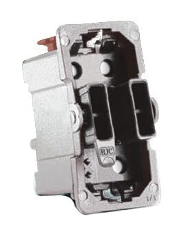 interruptor unipolar con características técnicas de diseño funcional, ideal para controlar luz en espacios domésticos y comerciales.